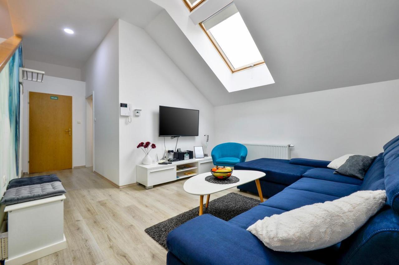 Florek & Florica Apartment Krizevci ภายนอก รูปภาพ