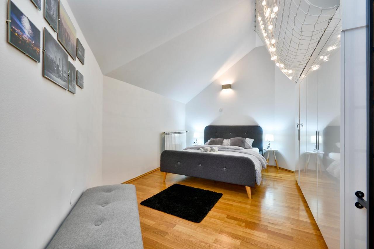 Florek & Florica Apartment Krizevci ภายนอก รูปภาพ