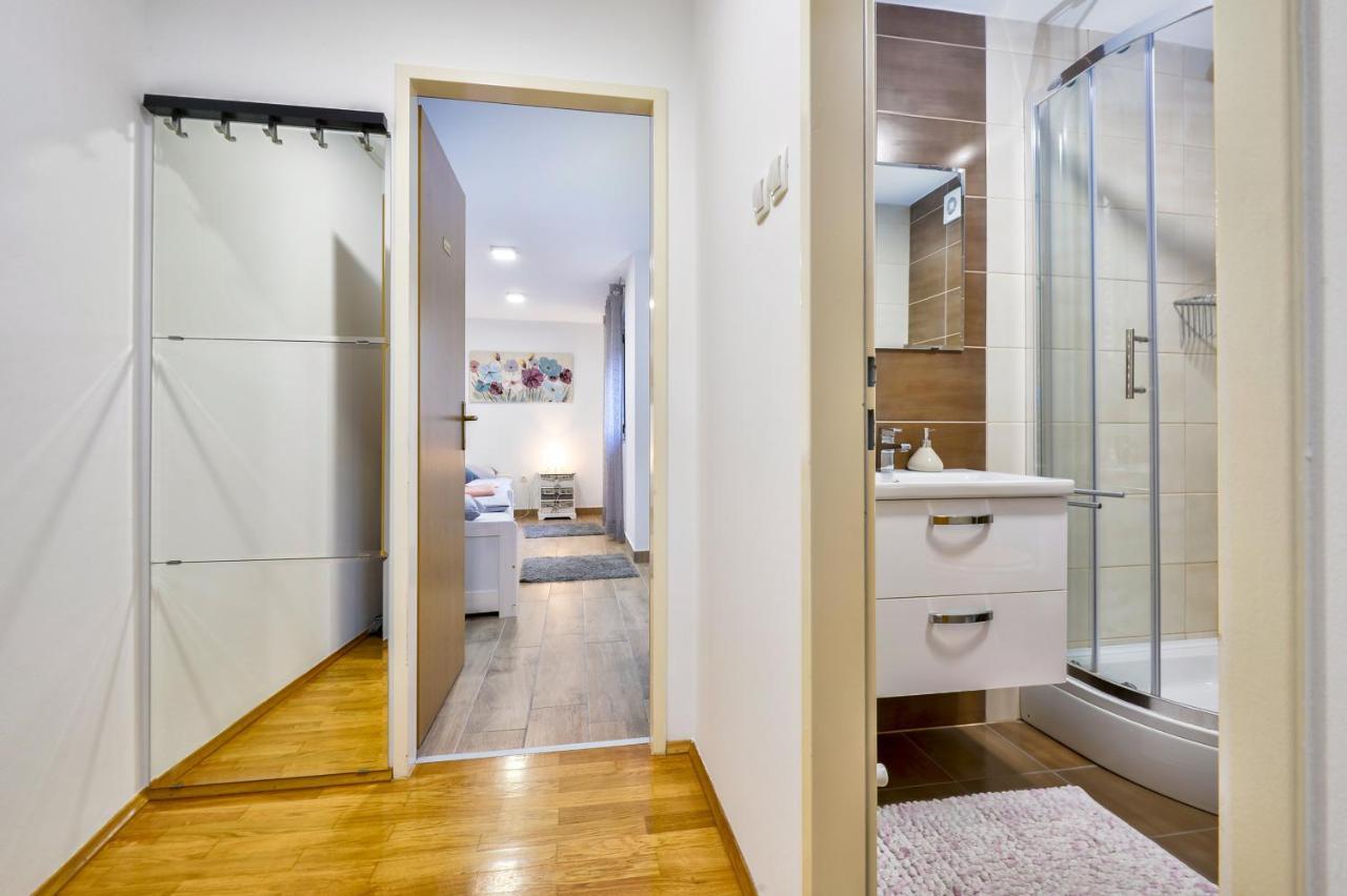 Florek & Florica Apartment Krizevci ภายนอก รูปภาพ