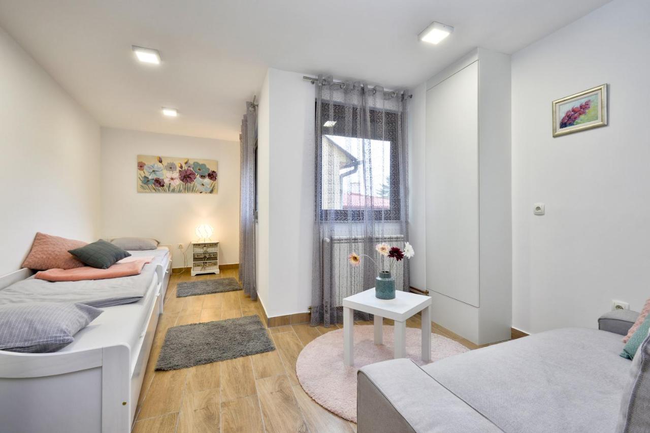 Florek & Florica Apartment Krizevci ภายนอก รูปภาพ