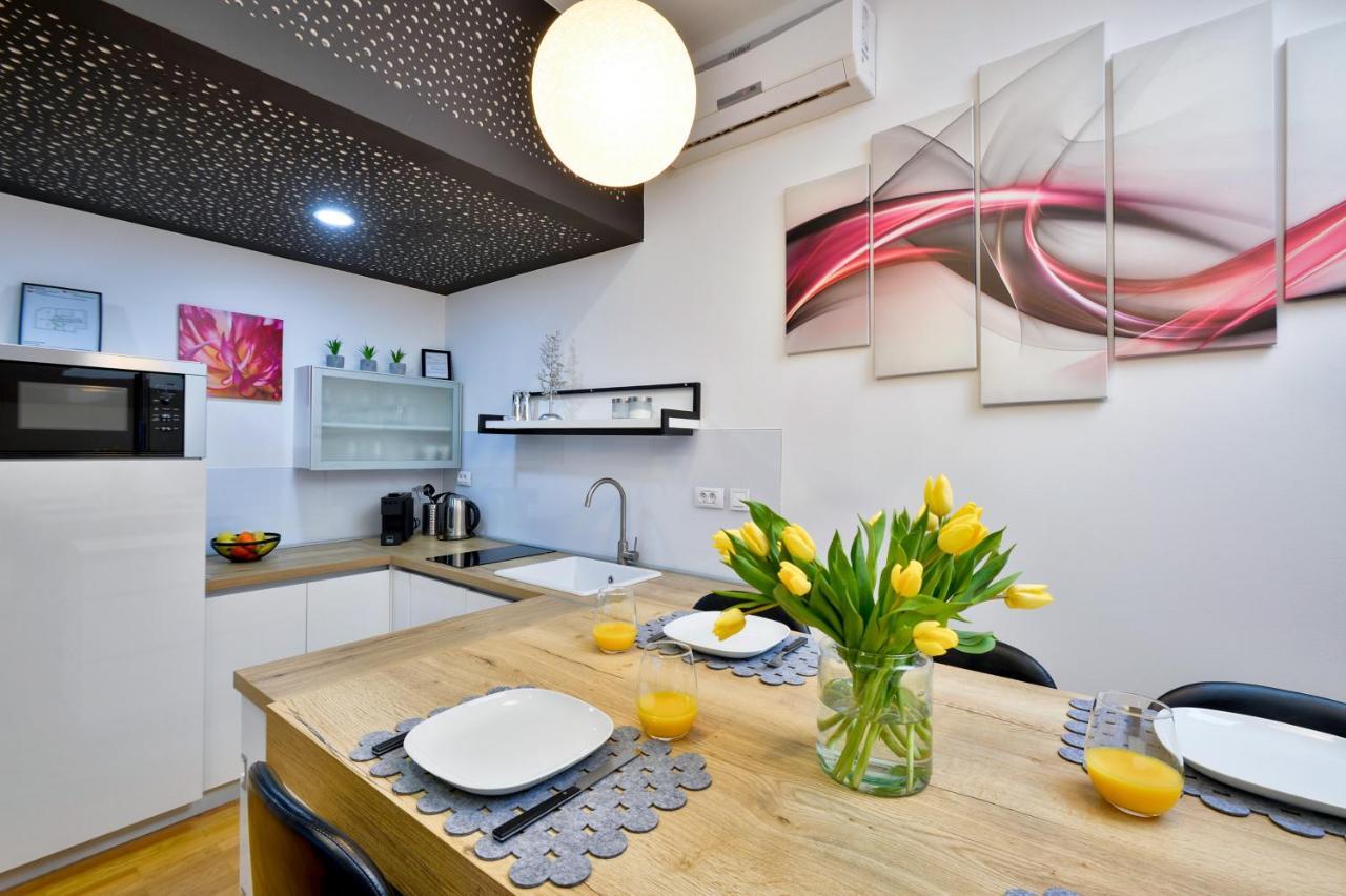Florek & Florica Apartment Krizevci ภายนอก รูปภาพ